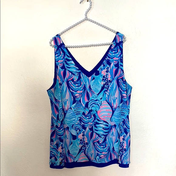 Lilly Pulitzer XL Florin top scale up reversible sleeveless - Picture 2 of 6